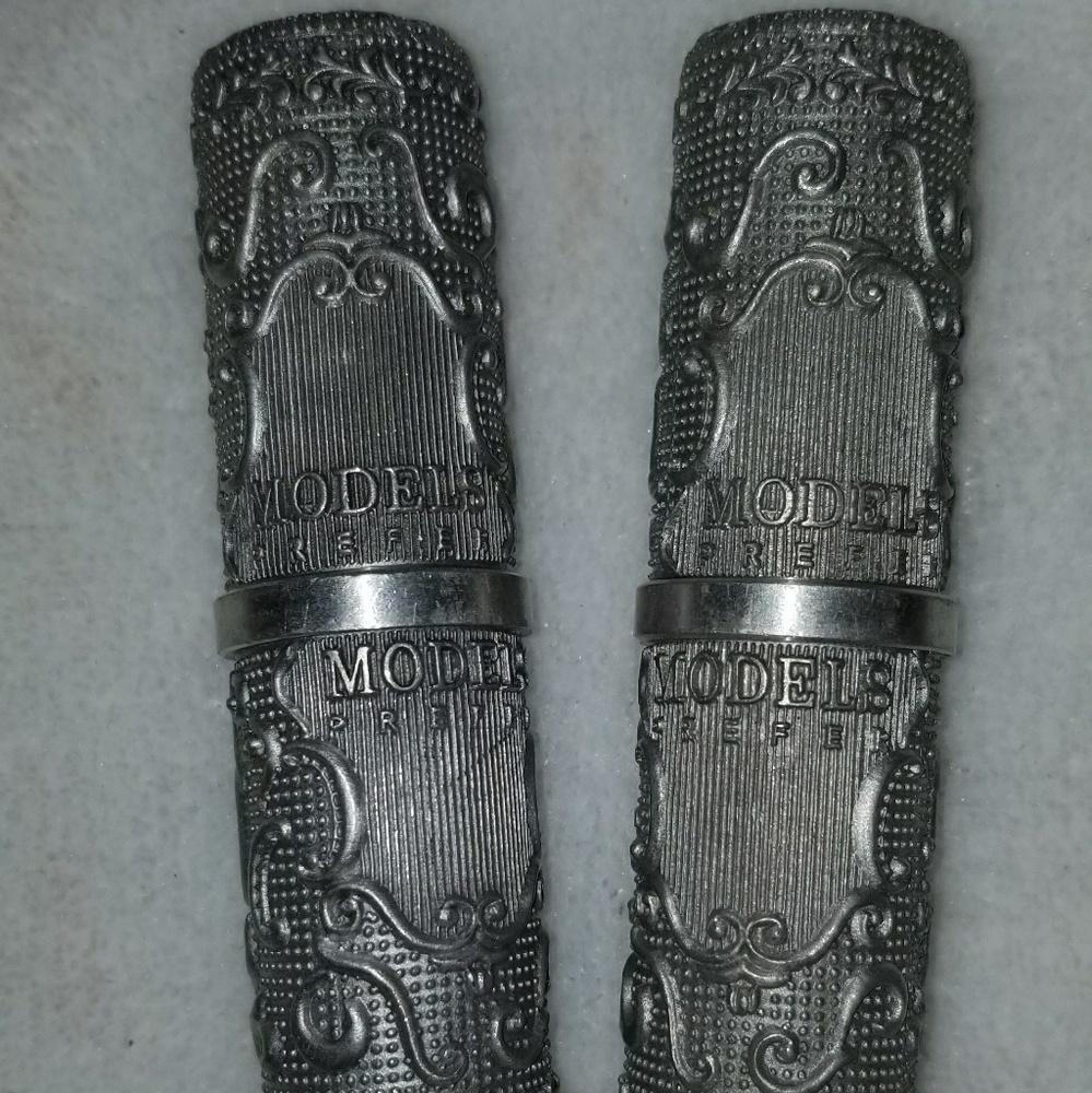 Lot of 2